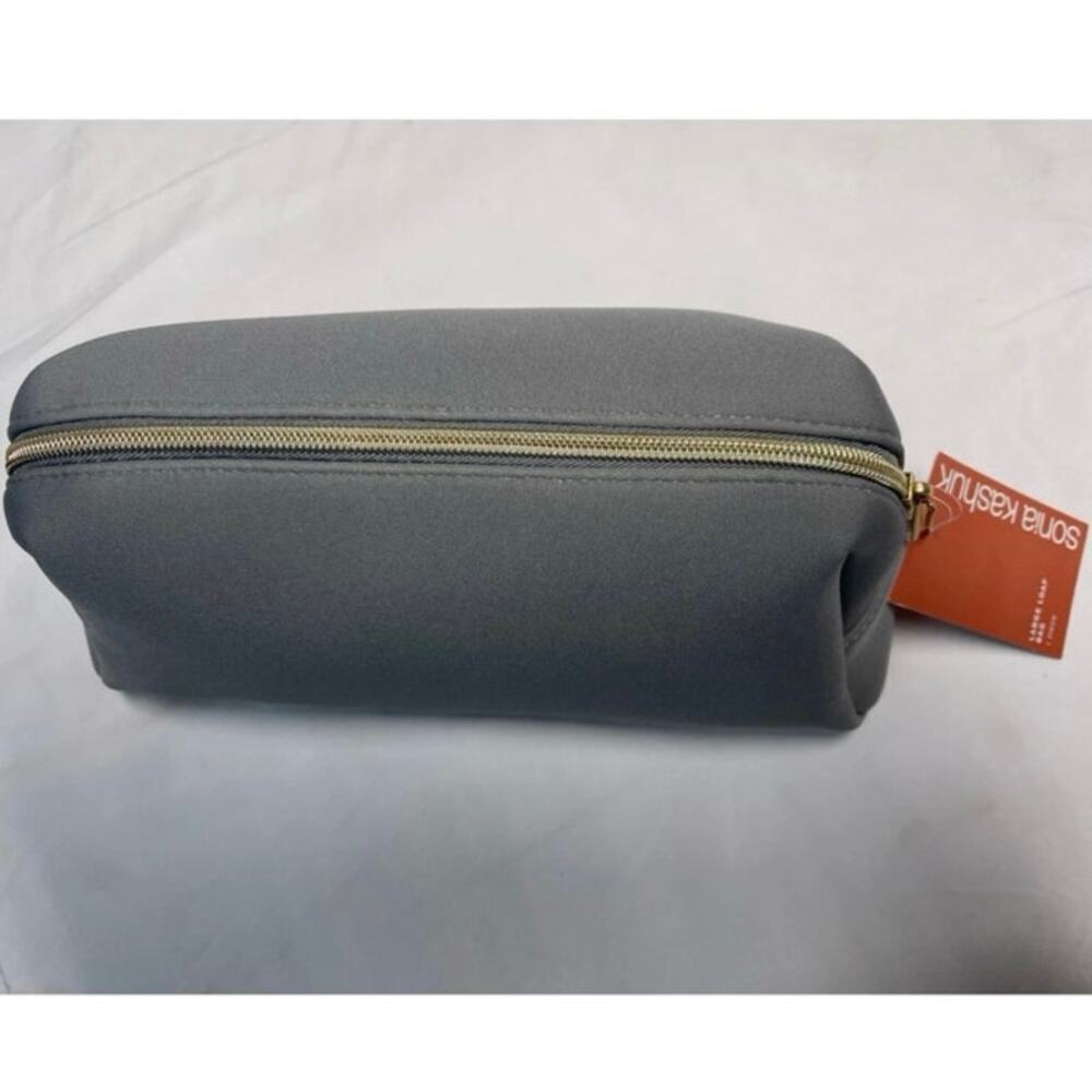 Sonia Kashuk makeup bag in gray - Picture 2 of 5